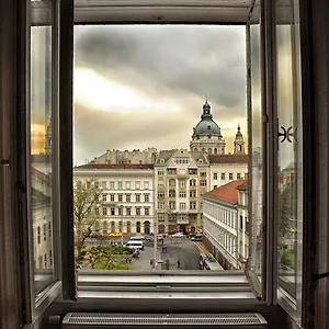 Feodorm Budapest