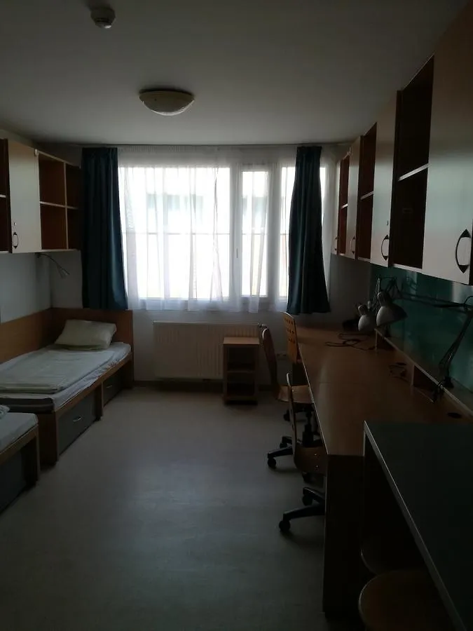 בודפשט City Hostel Corvin 2*,  הונגריה